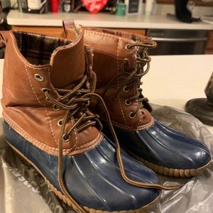 Duck booties